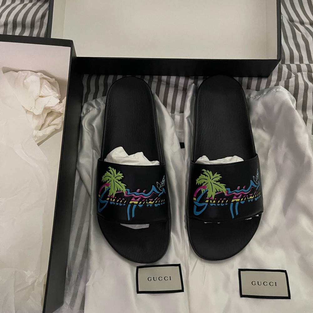 Gucci Hawaii Black Multicolor Slide Sandals
These slides are rare collectors